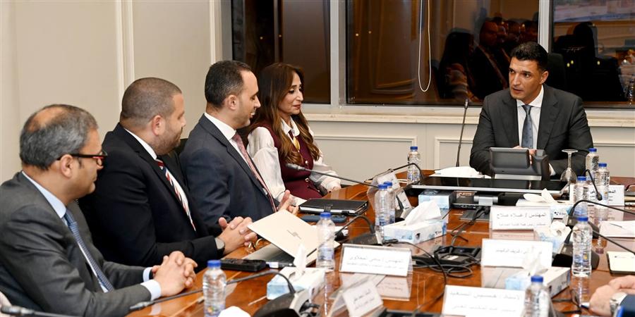 وزير الصناعة يبحث مع نيسان خطط التوسع المحلي والتصدير لإفريقيا